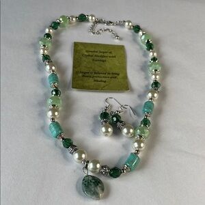 Green and‎ White Beaded Necklace with genuine jasper Pendant